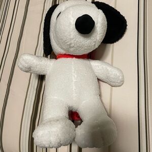 Brand new w/ tags Snoopy Plush Piggyback Backpack Red Collar